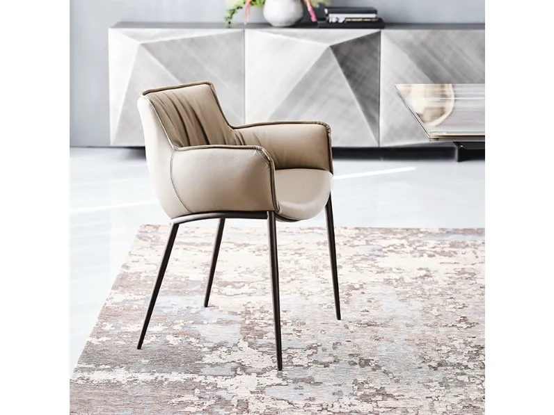 Sedia in pelle morbida imbottita Rhonda di Cattelan Italia