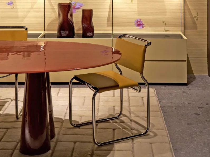 Sedia in cuoio CH66 di Cassina
