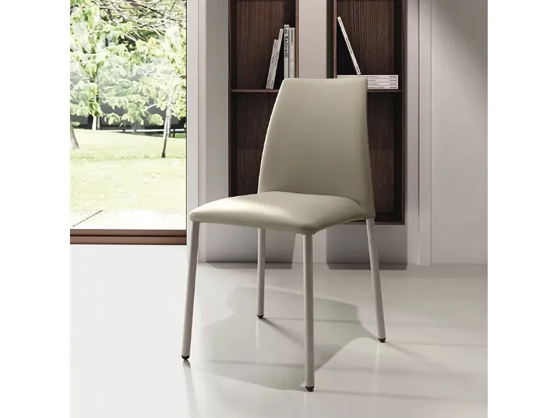 Sedia Cherry rivestita in ecopelle di Ingenia