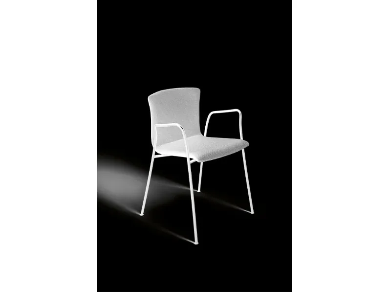 Sedia impilabile Cirene di De Padova