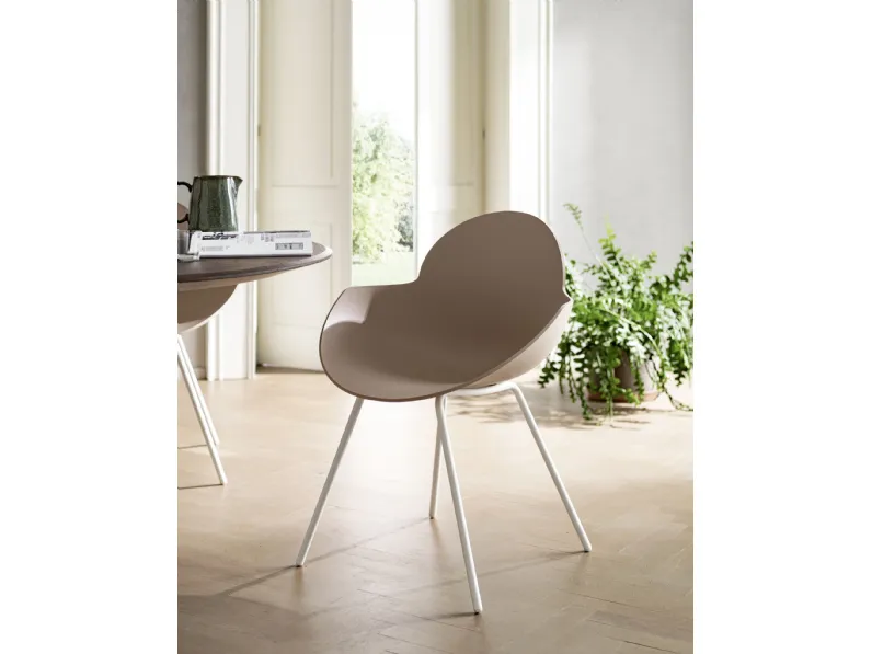 Sedia Cloe con gambe in Ferro di Alta Corte