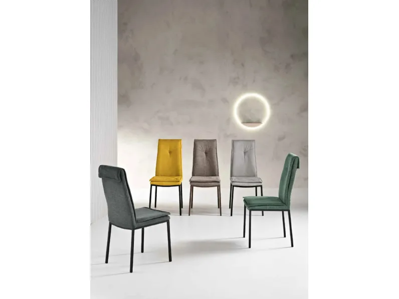 Sedia Clyde in tessuto imbottito di Capodarte