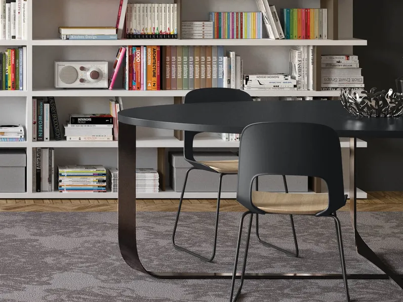 Sedia Cora in poliammide con seduta in legno e gambe in metallo di Pianca