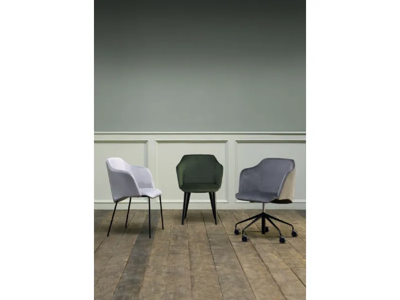 Sedia in tessuto con braccioli Diva di Ambiance Italia