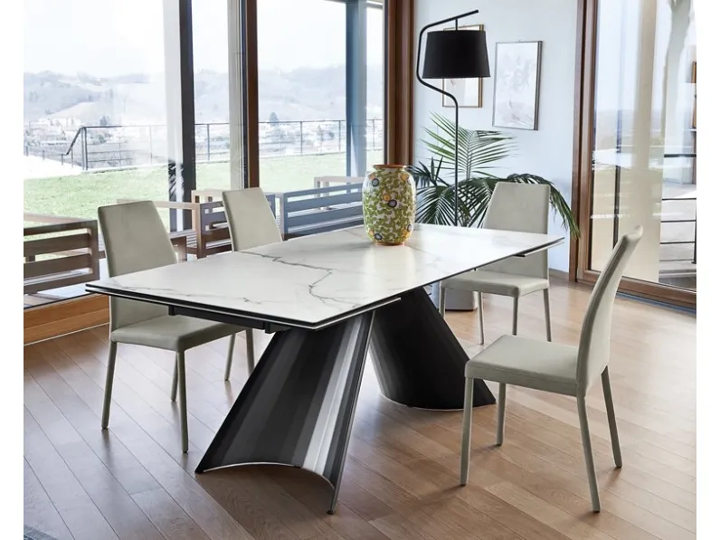 Sedia Forest in ecopelle e acciaio di Domitalia