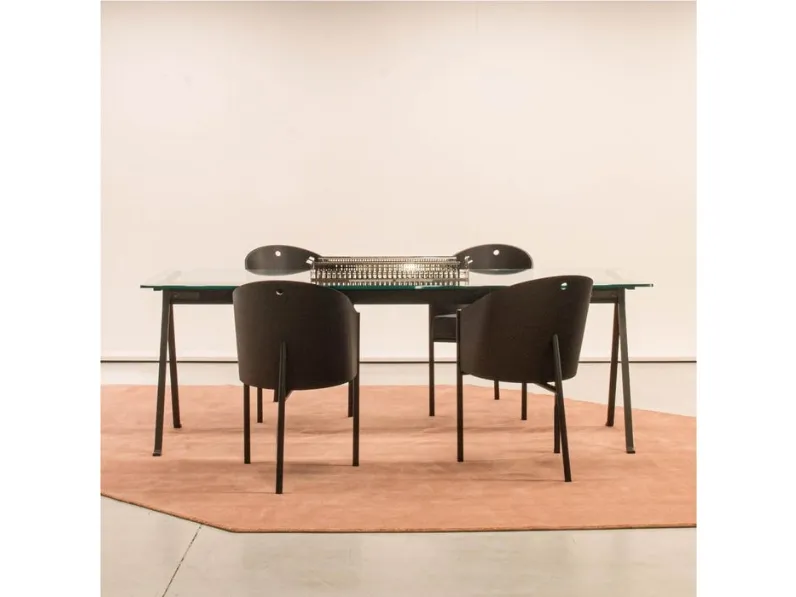 Sedia Costes in legno con seduta in pelle di Driade