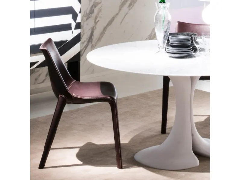 Sedia rivestita in pelle Lou Eat di Driade