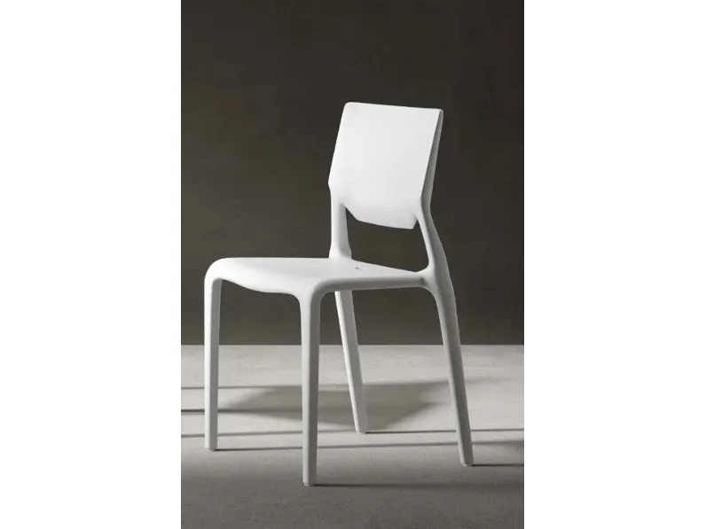 Sedia impilabile Dueventi in tecnopolimero riciclabile di Eurosedia