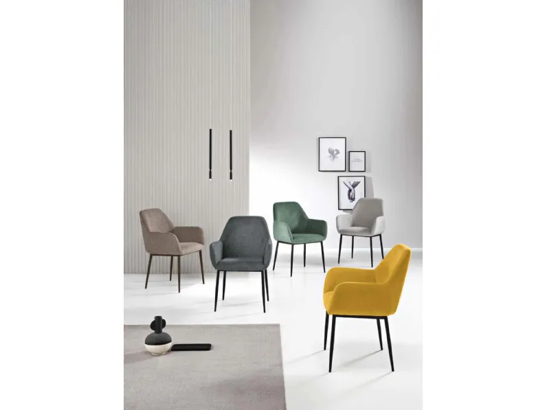 Sedia Elodie in tessuto imbottito di Capodarte