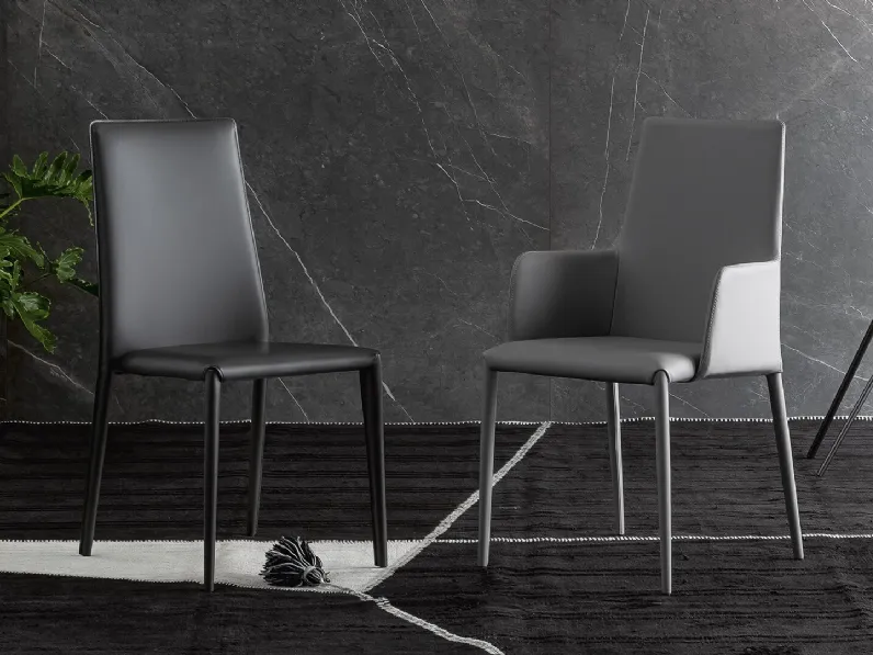 Sedia Eral e Miss Eral di Bonaldo