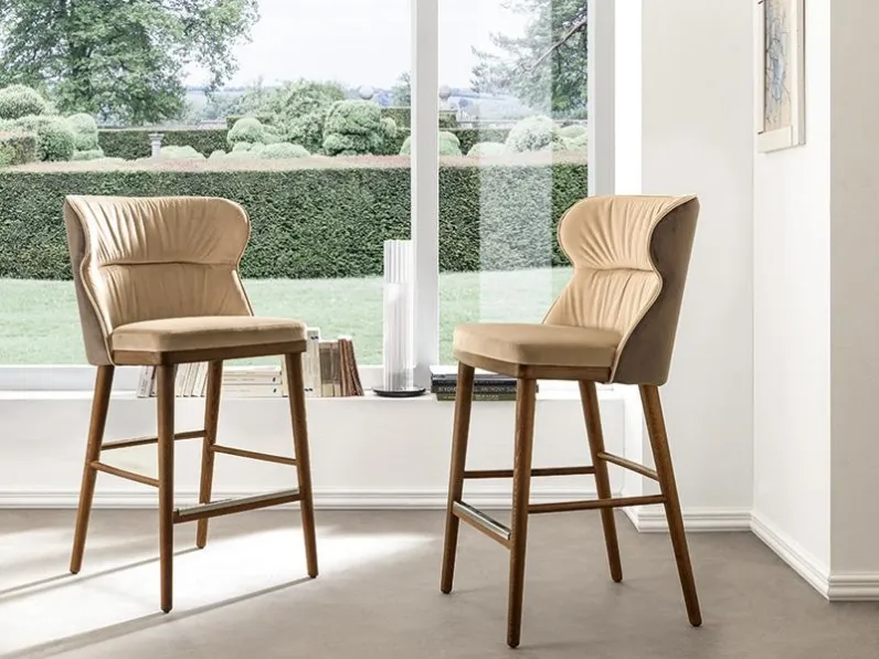 Sgabello Fenice in velluto imbottito di Compar Italia