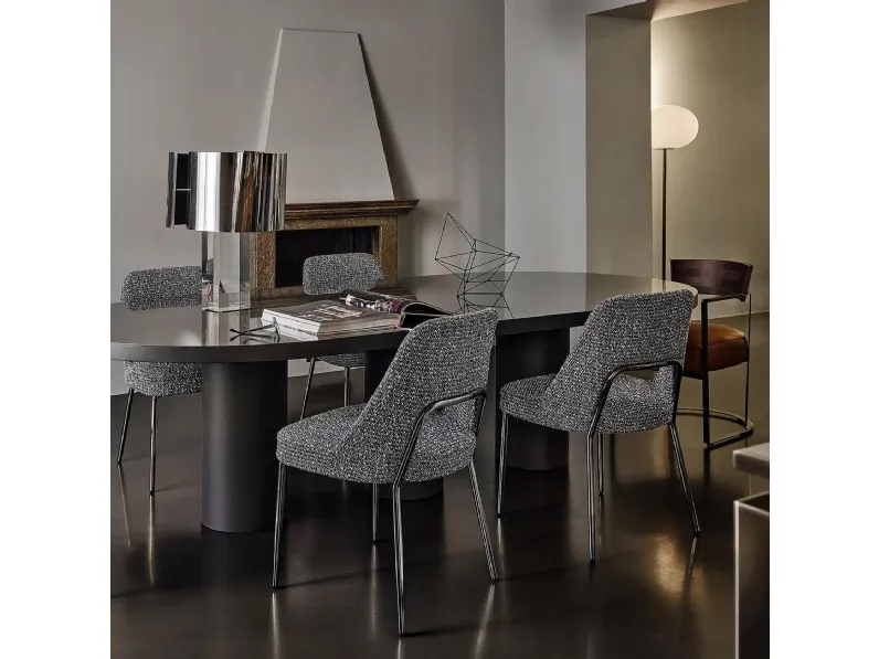 Sedia Joyce in tessuto imbottito e metallo di Flexform