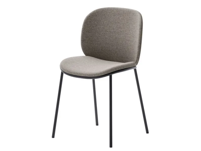 Sedia Fluffy in tessuto imbottito e struttura in metallo di Veneta Cucine