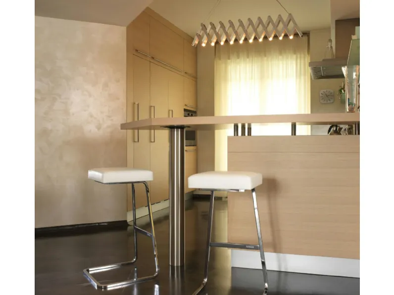 Sgabello Four Seasons Barstool di Knoll