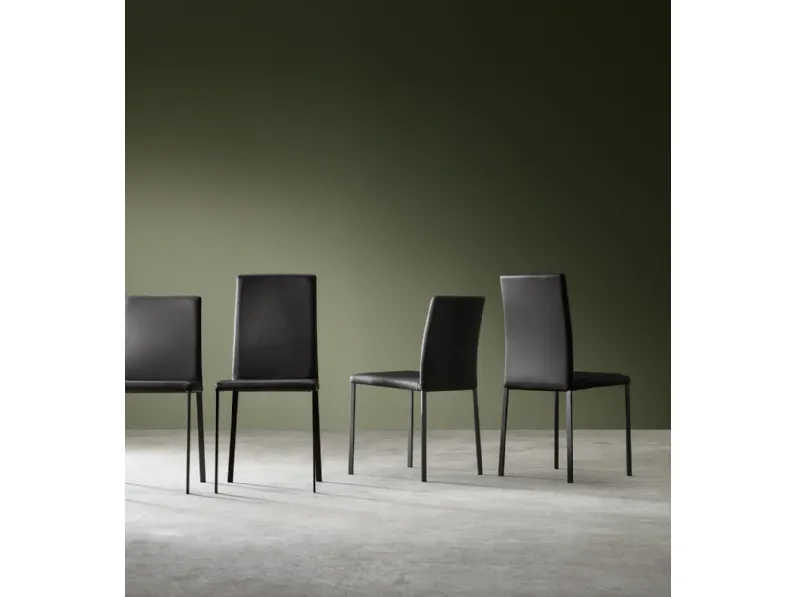 Sedia Giulia in ecopelle di Maronese