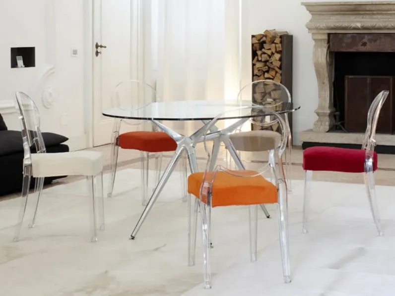 Sedia impilabile in policarbonato trasparente e seduta rivestita in tessuto Igloo di Scab Design