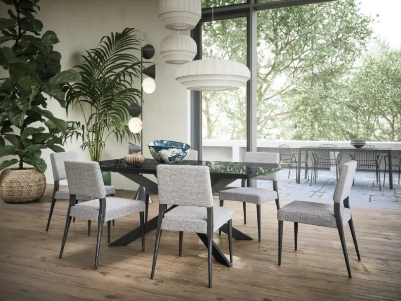 Sedia Peggy in legno e tessuto di Imperial Line