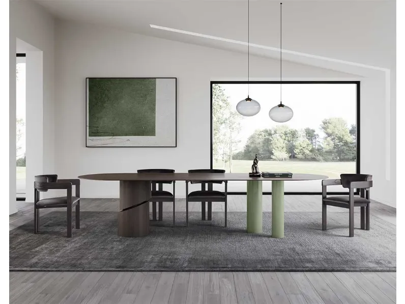 Sedia in ecopelle e legno Ines di Pacini e Cappellini