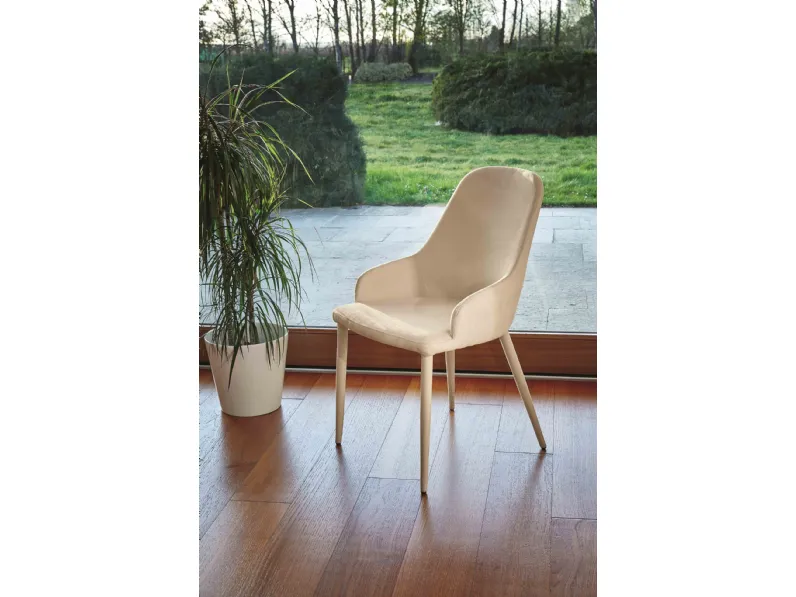 Sedia Matilda in econabuk di Ingenia