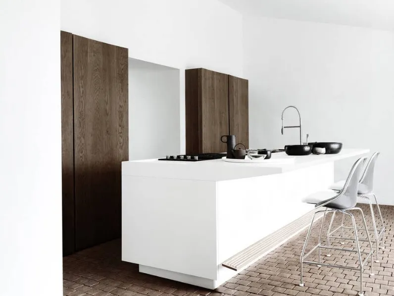 Sgabello in rete metallica Iuta di B&B Italia