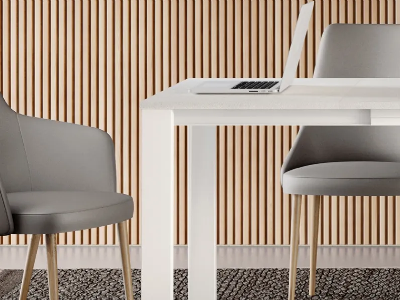 Sedia in ecopelle con struttura in legno di faggio Kelly PTW di Ambiance Italia