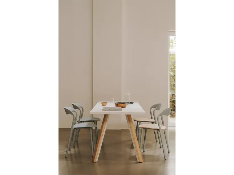 Sedia impilabile Hawi di LaPalma