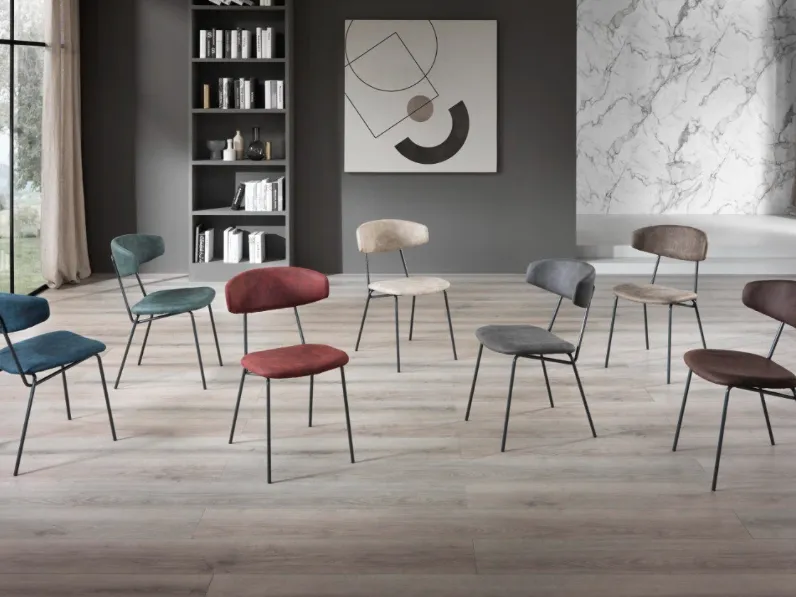 Sedia Lea con schienale e seduta in microfibra e struttura in acciaio di Gipi Le Sedie