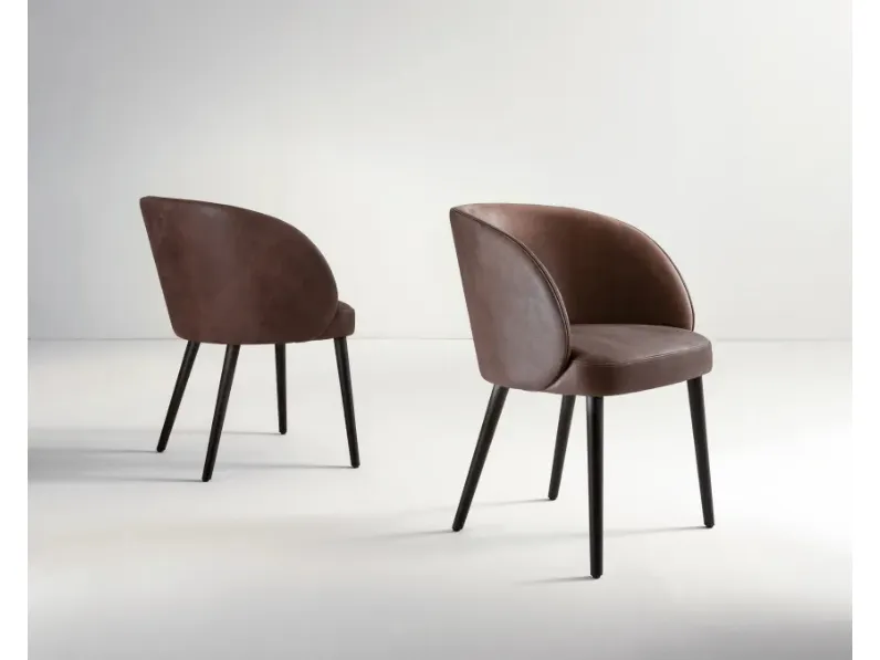 Sedia in pelle LV 101 di Laura Meroni