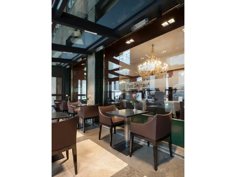 Sedia Madame in ecopelle di Kartell