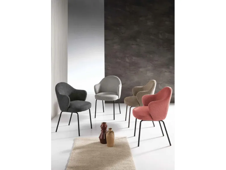 Sedia Malu in tessuto imbottito di Capodarte