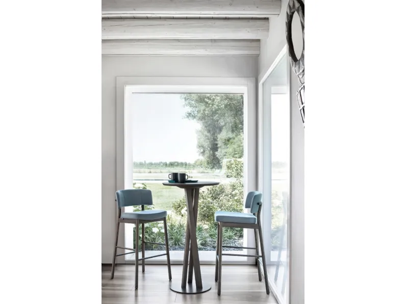 Sgabello Marlen LE Stool in tessuto imbottito e legno di TrabA'