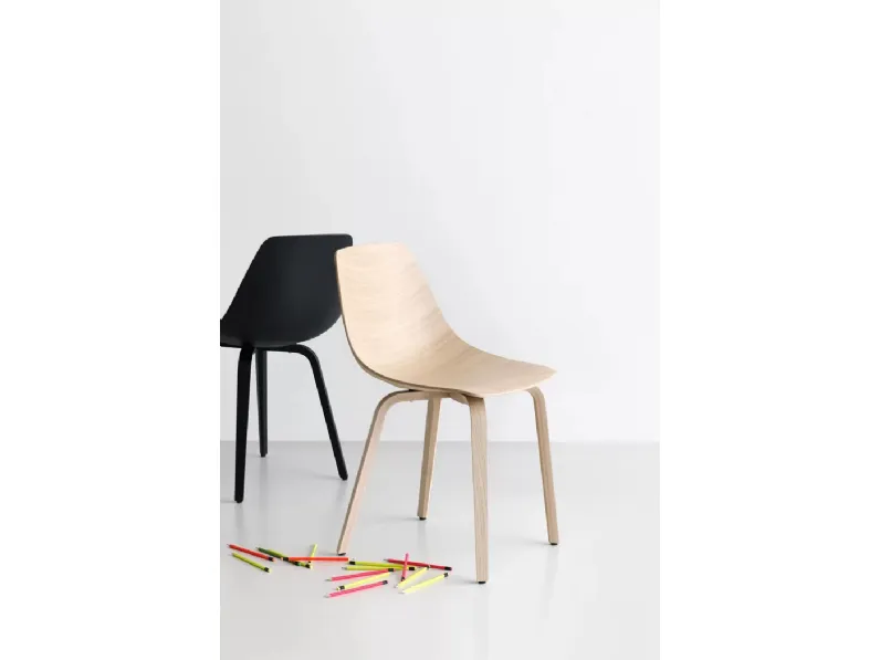 Sedia Miunn in legno curvato di LaPalma