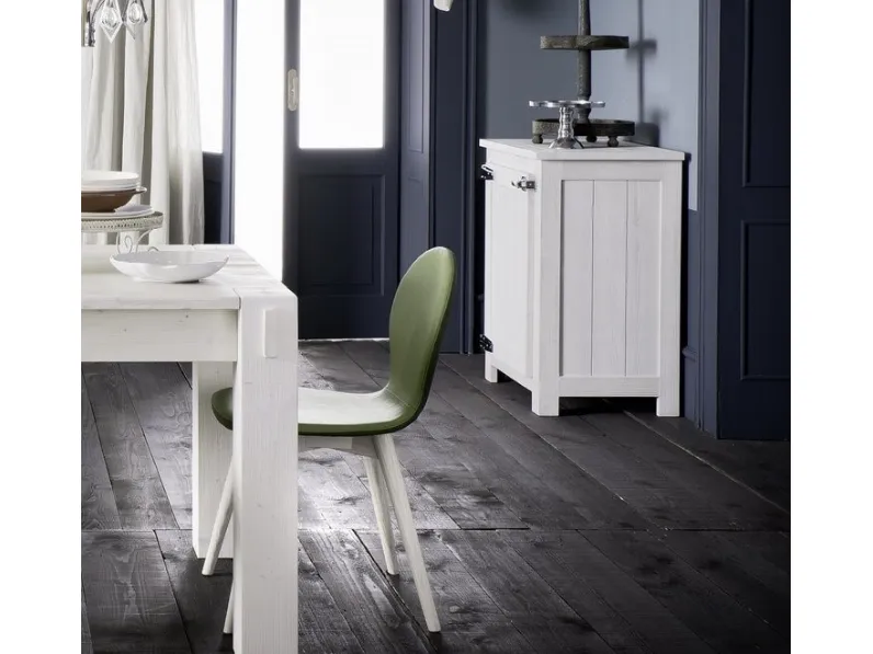 Sedia Nina in ecopelle con struttura in Frassino di Alta Corte