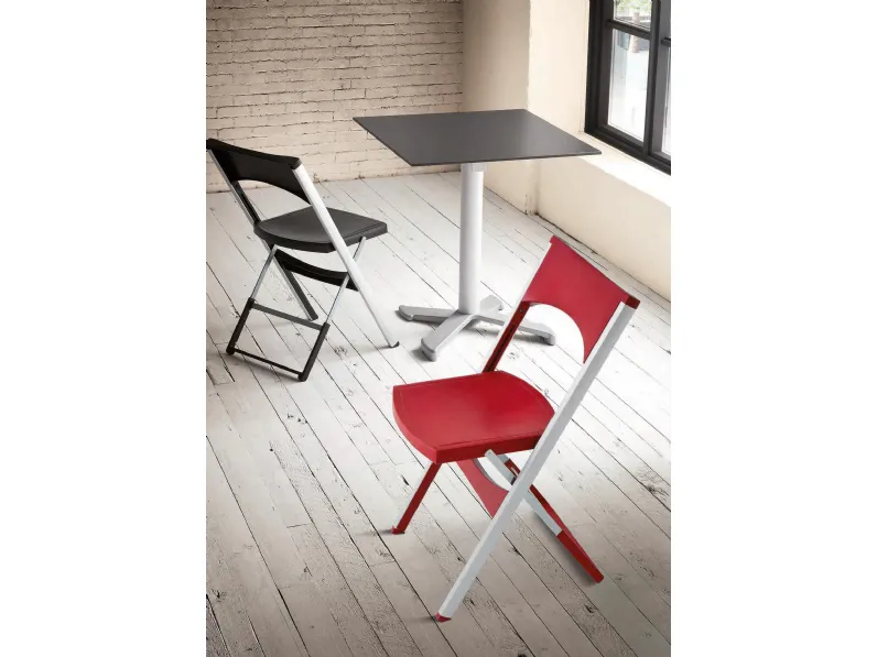 Sedia pieghevole Olga in tecnopolimero di AF Ferrero