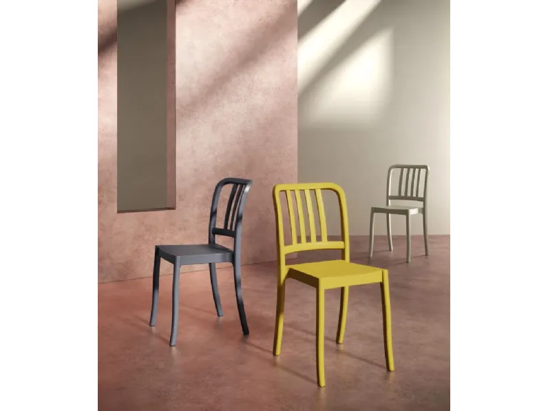 Sedia impilabile Olisia di MaxHome