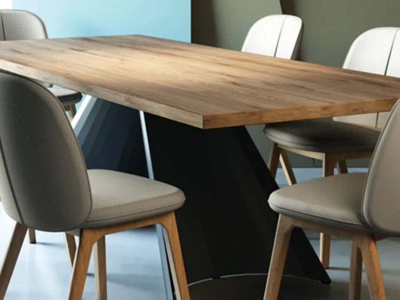 Sedia in tessuto con gambe in legno Olympia L di Domitalia