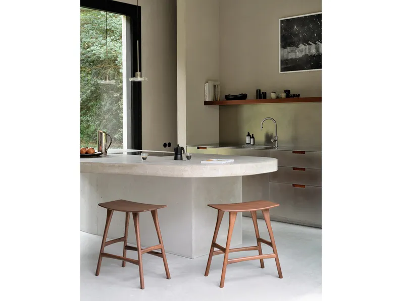 Sgabello in teak Osso di Ethnicraft