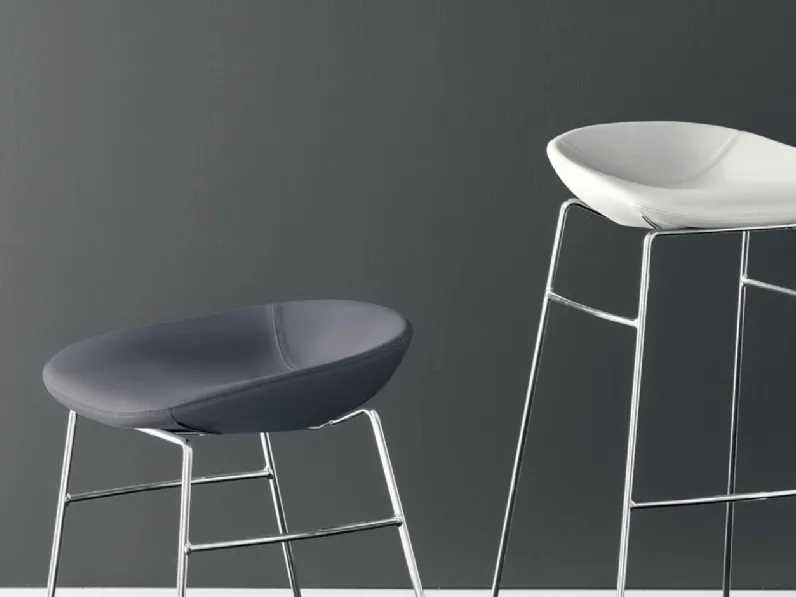 Sgabello Palm in pelle di Calligaris