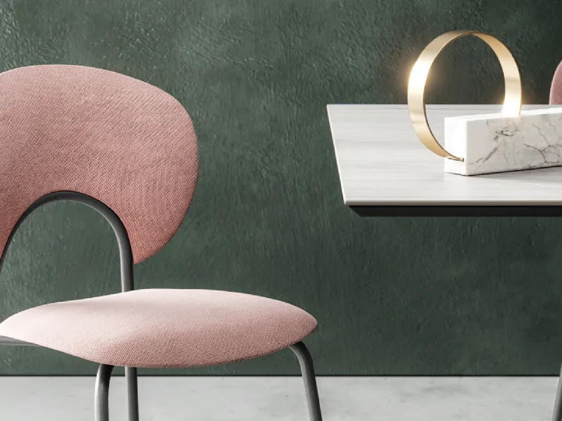 Sedia in tessuto con struttura in metallo Petriolo di Ambiance Italia