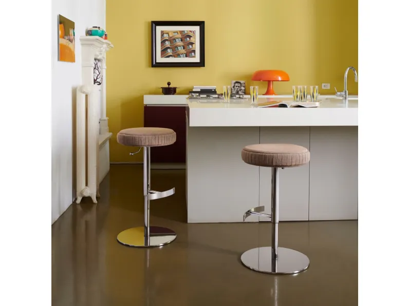 Sgabello in tessuto Plissé di Potocco