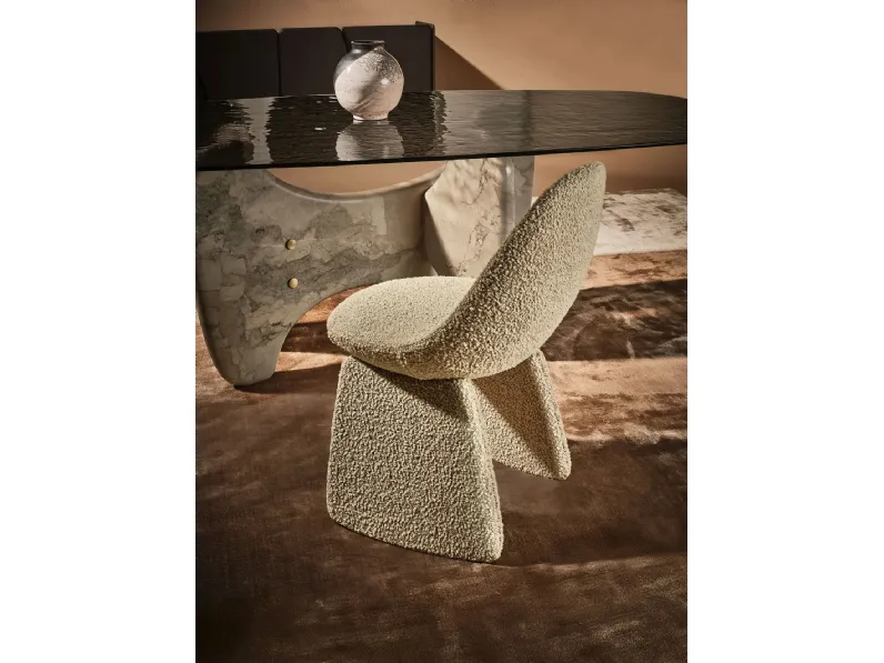 Sedia Pluma rivestita in tessuto di Nature Design