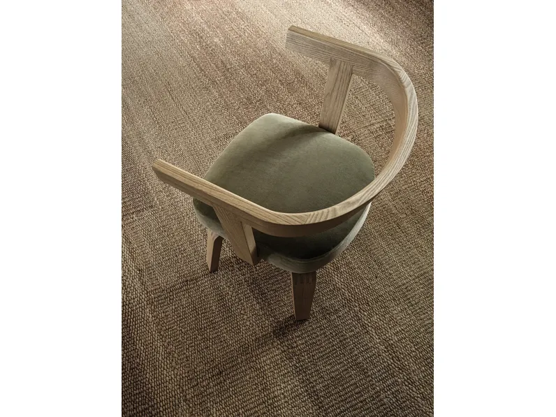 Sedia Porta Volta in legno con seduta imbottita di Molteni & C