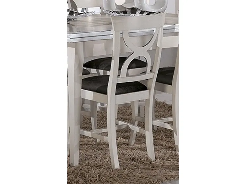 Sedia in legno laccato bianco con fondino in tessuto imbottito Princess 1700 B di Tarocco Vaccari