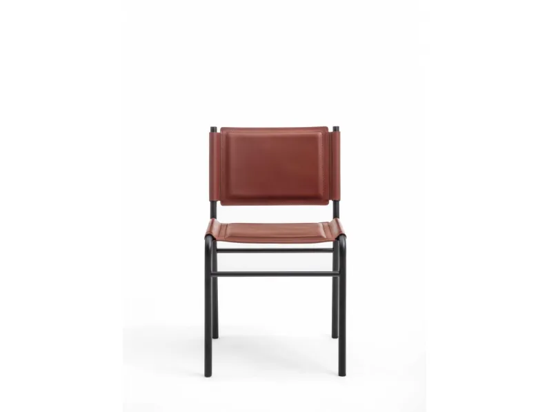 Sedia Pris rivestita in cuoio di Enrico Pellizzoni