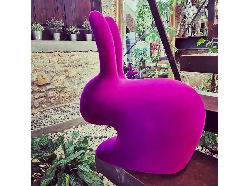 Sedia Rabbit Velvet di Qeeboo
