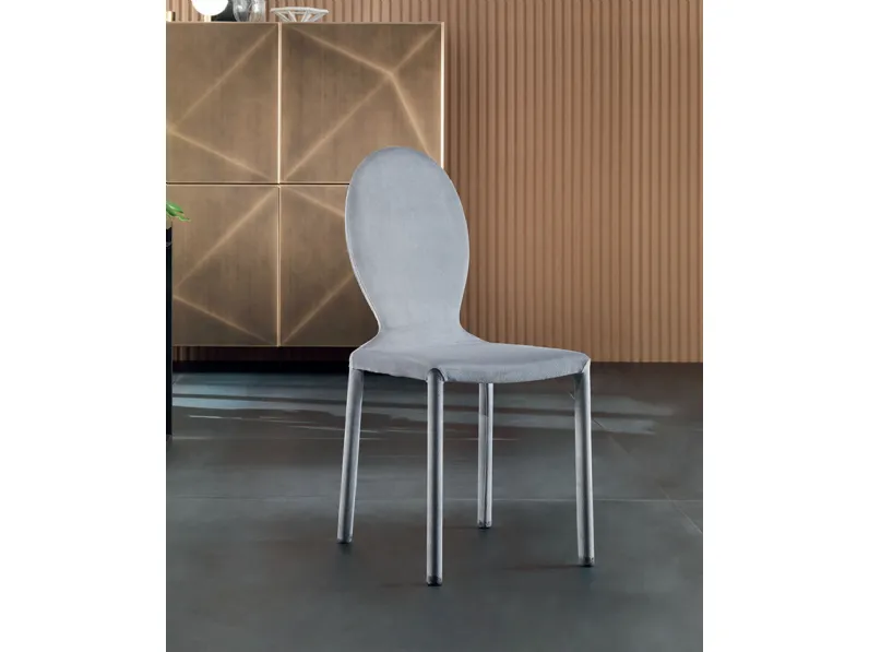 Sedia di design rivestita in tessuto Anna di Riflessi