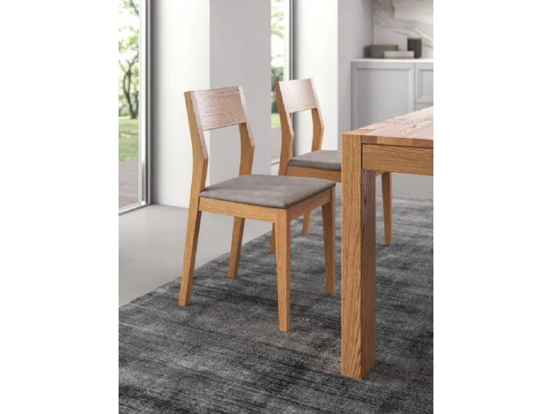 Sedia Ryana in legno con seduta in microfibra di FGF Mobili