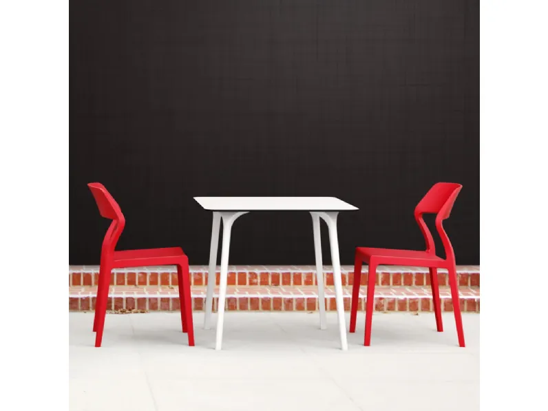 Sedia in polipropilene impilabile Grace di Ponti Terenghi