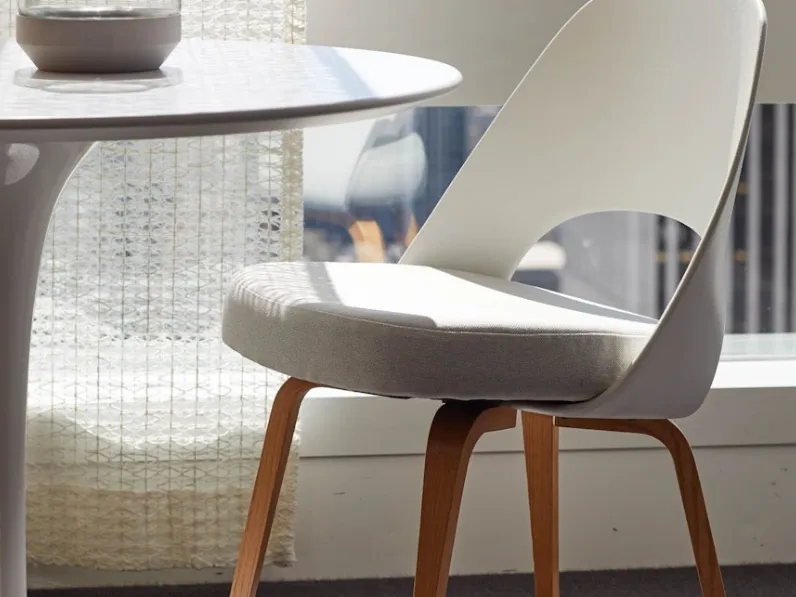 Sedia Saarinen Executive Chair Plastic di Knoll