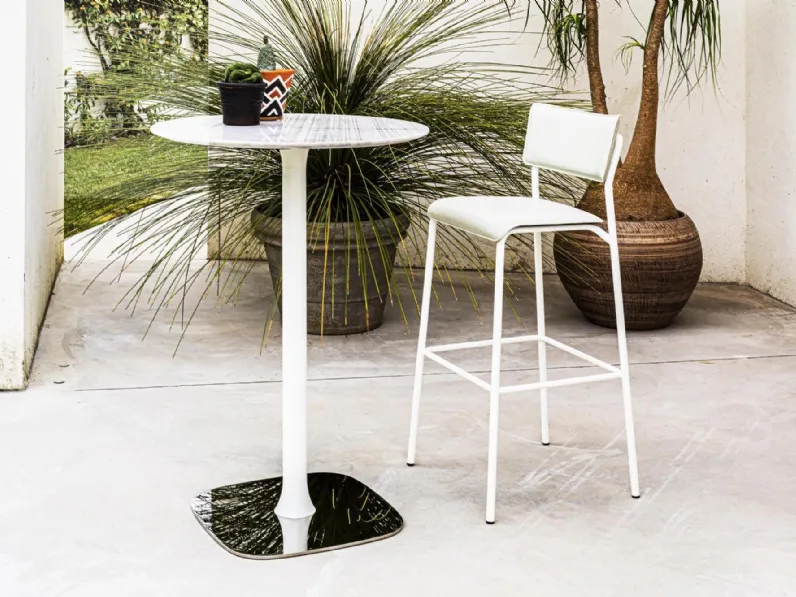 Sgabello in cuoio Isotta di Enrico Pellizzoni